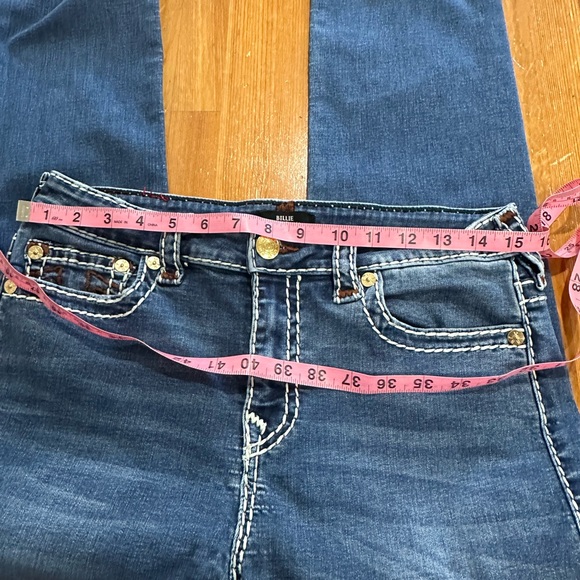 True Religion Classic Blue Mid Rise Straight Leg Jeans - Picture 13 of 15